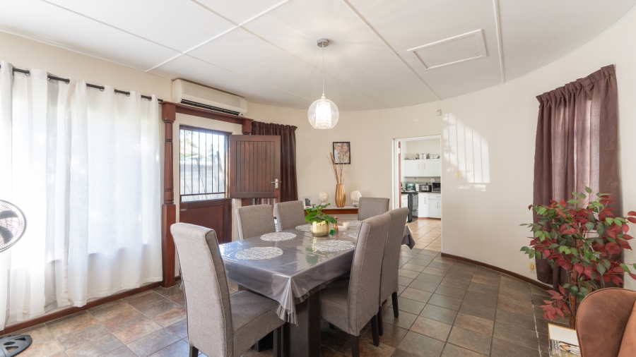 5 Bedroom Property for Sale in Robertson Western Cape